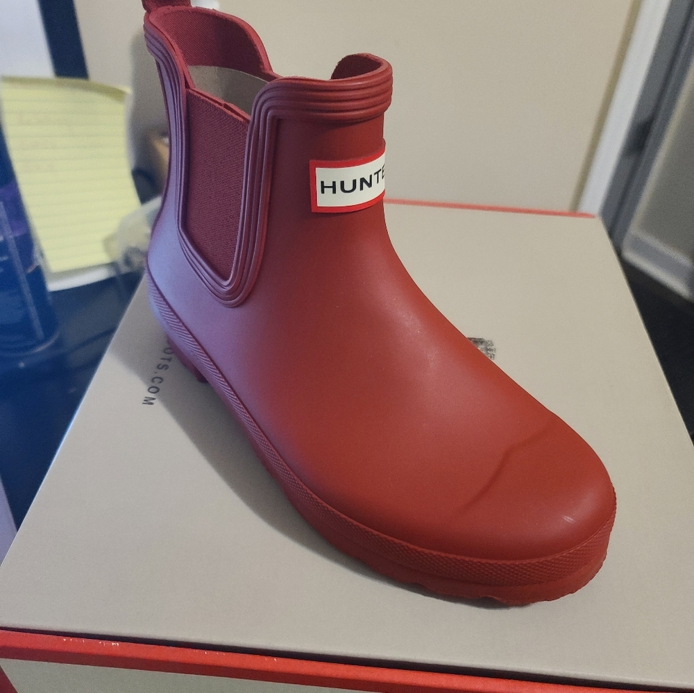 Hunter rain boots 160.00 retail